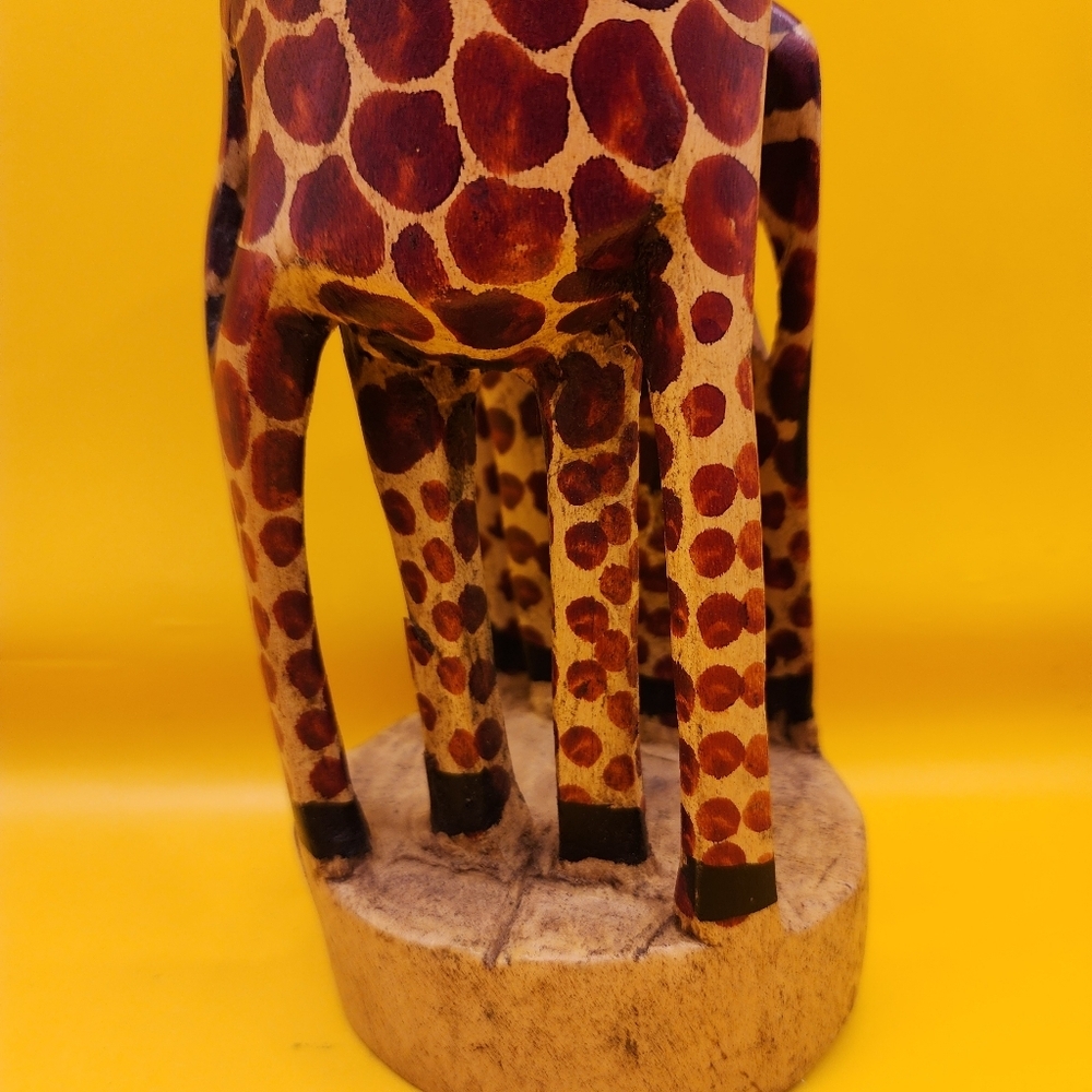 Vintage 12" Hand Carved Giraffes Wooden Statue Wood - Picture 3 of 8